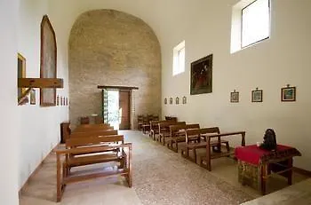 Convento Di San Francesco Alojamento de Acomodação e Pequeno-almoço Mondaino