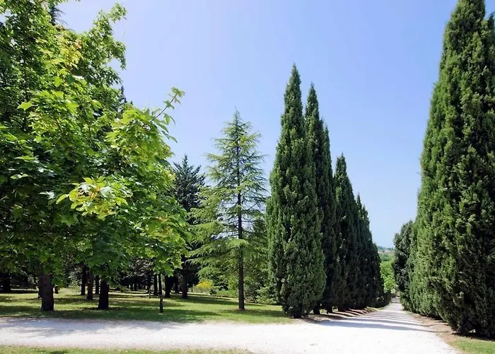 Convento Di San Francesco Frühstückspension Mondaino