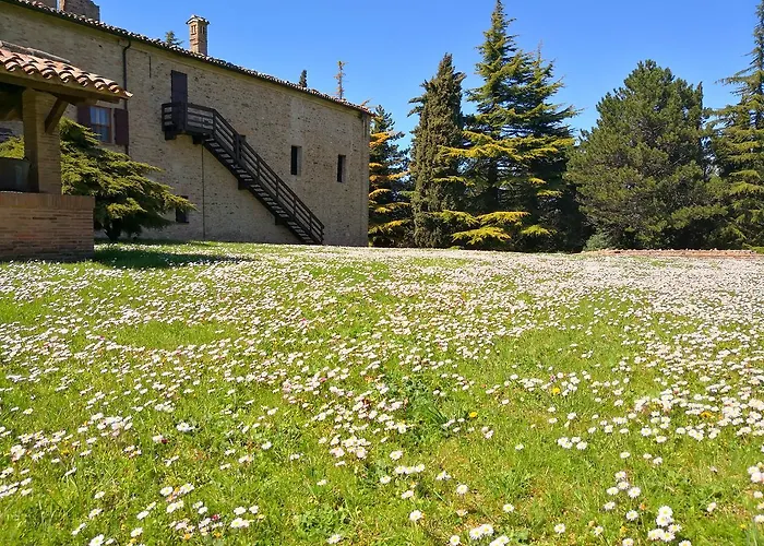 Convento Di San Francesco Frühstückspension Mondaino