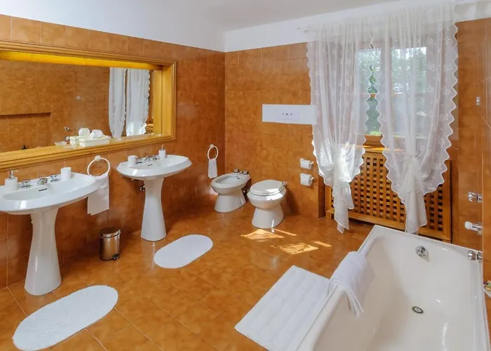 Convento Di San Francesco * Mondaino